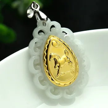 

2018 new fashion horse lucky stone pendant necklace quality is very good/