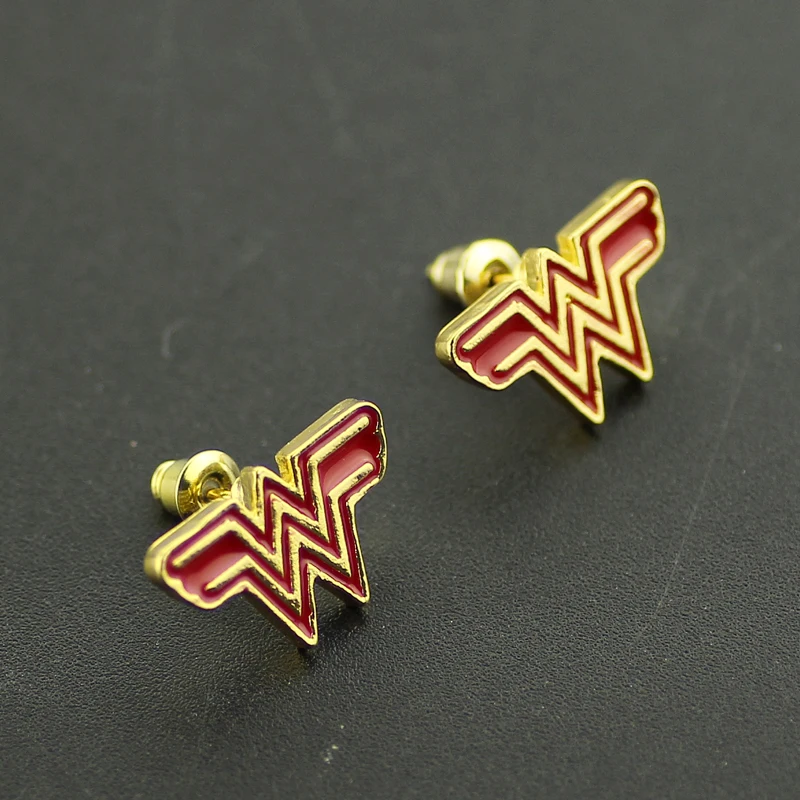 

Wonder woman Stud Earrings Justice League Cosplay Jewelry Geeky Accessory Comic Superhero Women Men Statement Earrings