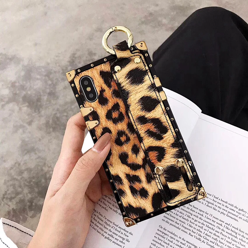 Fashion leopard-print metal wrist strap case for iphone  X XR XS MAX 7 8 6 6S plus square four-corner protection phone cover capa (5)
