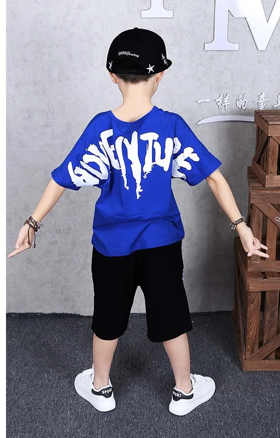 10532851319_825811997