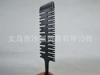 

by dhl or ems 500pcs Barber Salon Style Haircut Comb with Tail Fish Bone Shape Colorful Big Tooth Comb Hair Dyeing Tool new