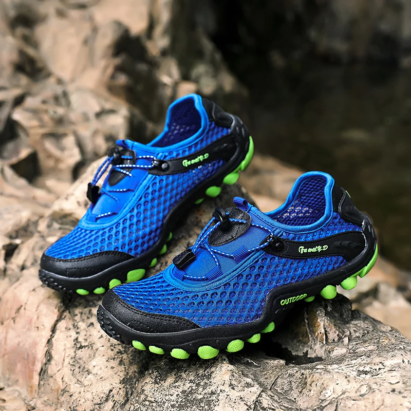 lightweight hiking shoes for travel