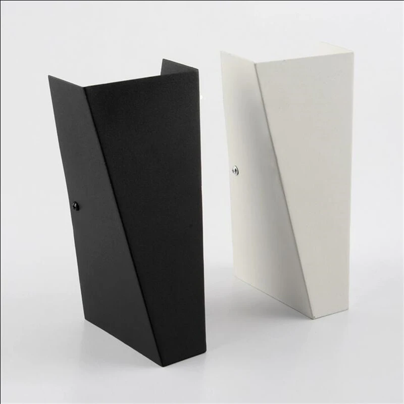 Современная лаконичная настенная лампа из кованого железа светодиодный