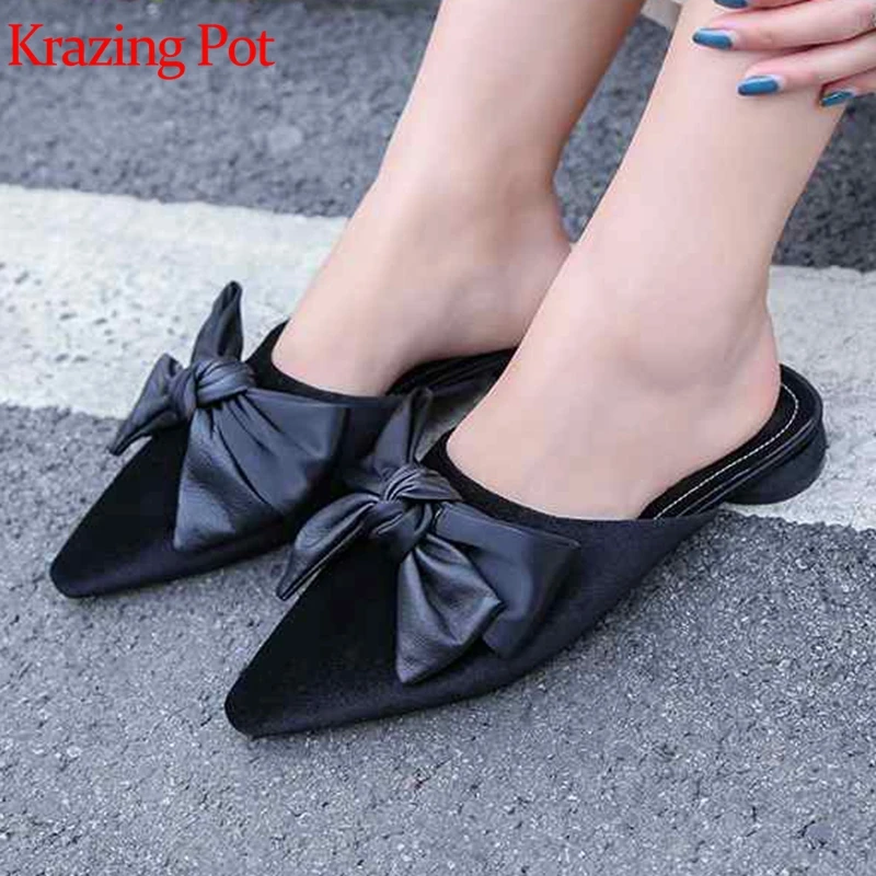 

Krazing pot velvet natural leather hollywood star runway model pointed toe low heels mules shallow elegant outside slippers l35