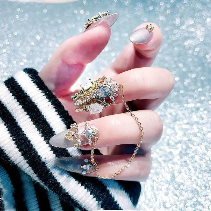 

1pc Nail Luxury zircon stone chain nail art Jewelry decoration crystal tassel Manicure tools 3d design sticker