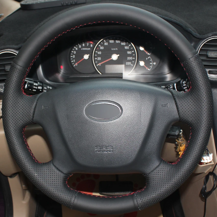Черная кожаная ручная крышка рулевого колеса для Kia Carens 2007-2011
