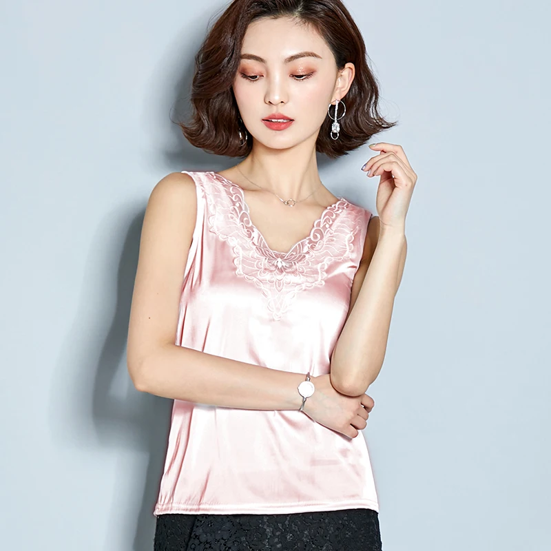 

Korean Fashion Silk Lace Women Tank Top Streetwear Satin Sleeveless Pink Crop Top Women Plus Size White Shirt
