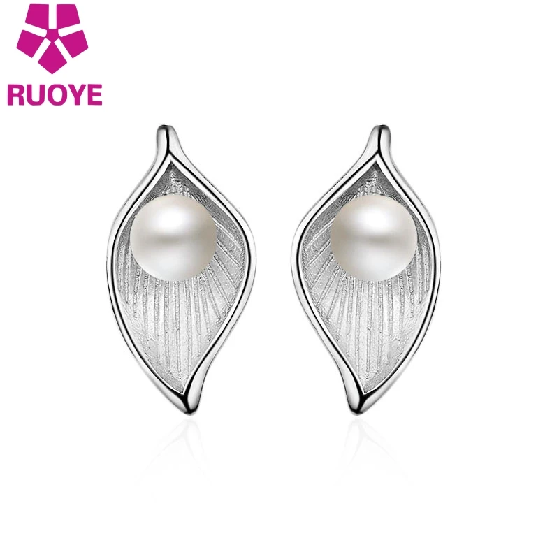 RUOYE módní sladkovodní perla náušnice list design náušnice pro ženy divoký 925 stříbrné šperky nové značky dívka ušní šperky