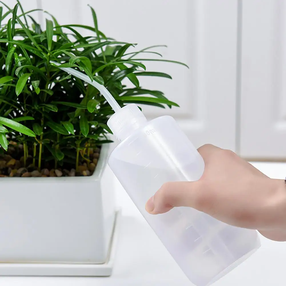 

New arrival 500ml Tattoo Diffuser Green Soap Supply Plants Watering Wash Squeeze Bottle Diffuser Dispenser drop shipping