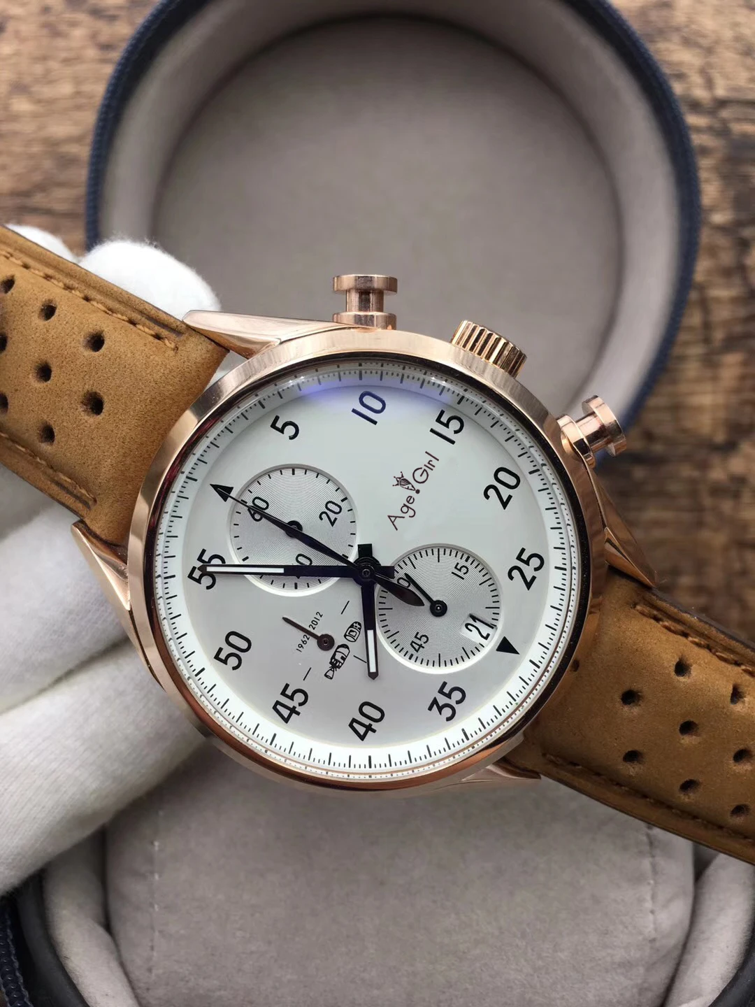 

Luxury Brand New Silver Black White Gold Stainless Steel Men Watches Quartz Chronograph Sapphire Sport Brown Leather Watch AAA+