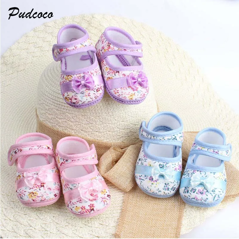 

2019 Brand Infant Baby Bowknot Moccasins Anti Slip Christening Pram Shoes Soft Sole Sneaker 3 Colors Crib Shoes Prewalkers 0-18M