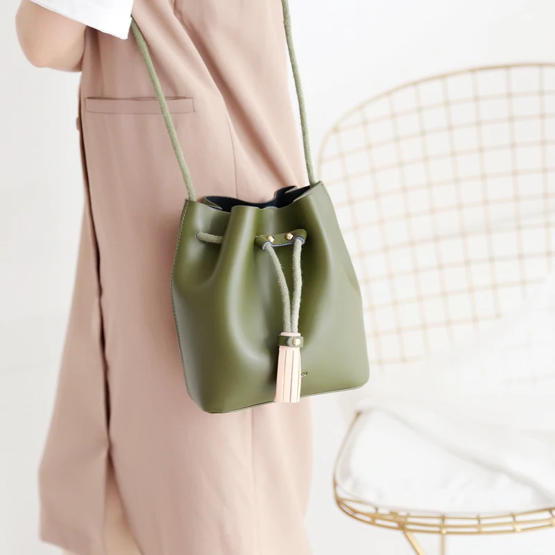 

Genuine leather women's messenger bucket bag drawstring cowhide girl's handbag one shoulder crossbody LY-0264