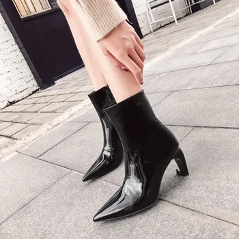 

2018 pointed high heels patent leather side empty shallow mouth small shoes OL fashion work women's shoes