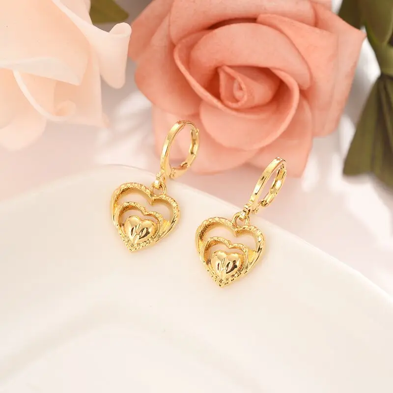 18 k Solid Gold GF Twin цветок сердца Женщины Ювелирные наборы Европа для невесты свадебные украшения подарок Дубай Подвесные серьги амулеты «сделай сам»