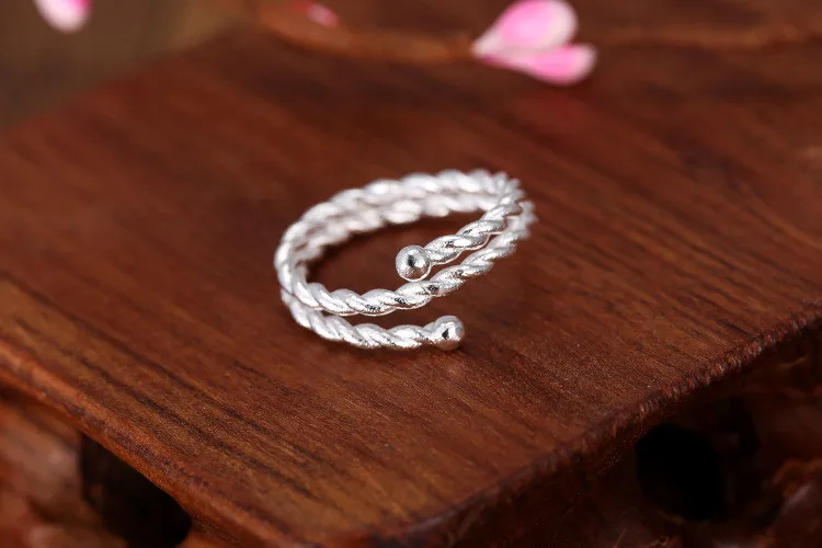 2484397122_823318017