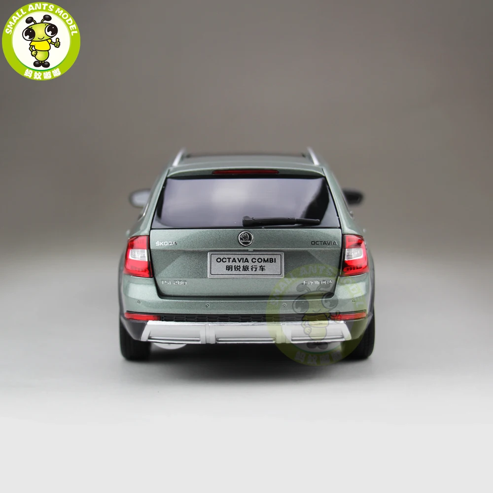 1/18 Skoda Octavia Combi Wagon Diecast Metal CAR MODEL Toy Girl Boy Birthday gift Green Color