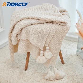 

ADQKCLY Nordic Tassle Ball Blanket Pineapple Pattern Summer Air Condition Sofa Cover Blanket Child Baby Blanket 130*170cm/1pc