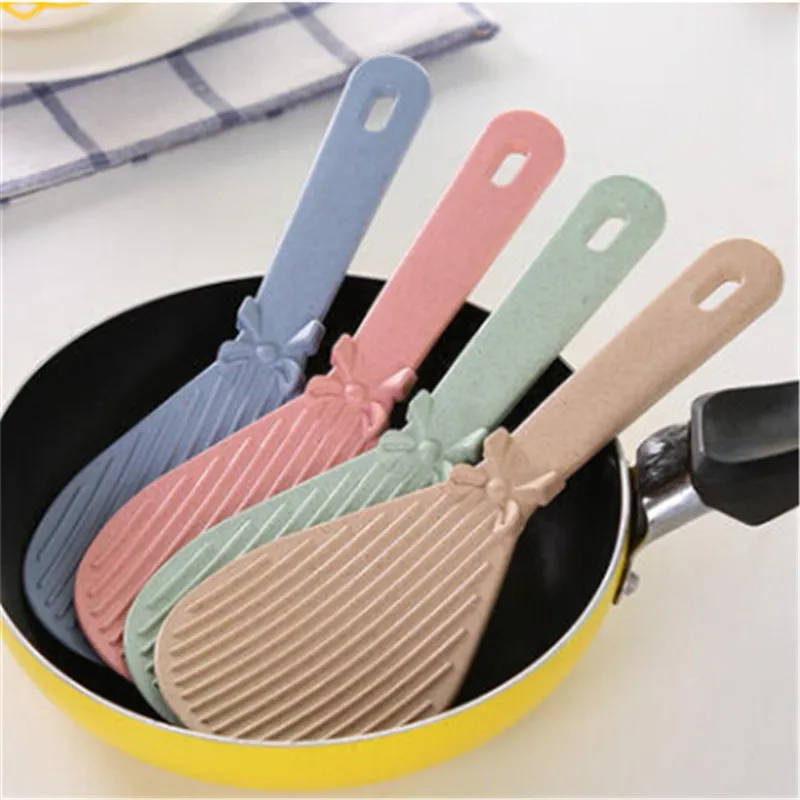 

Hot Modern Kitchen Supply New Material Meal Rice Spoon With Cute Bowknot Decorated Environmentally Friendly Material Wheat Straw