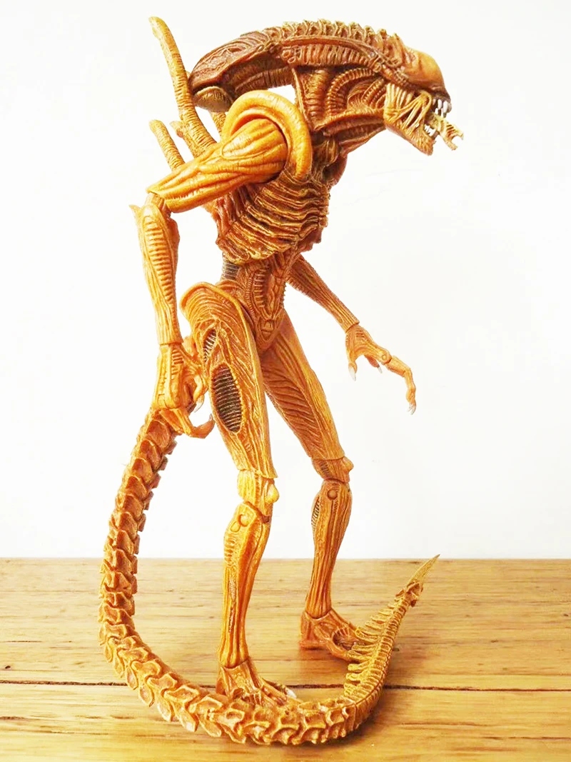 NECA Alien vs Predator Sewer Mutation Warrior Alien Action Figure Toy Doll 18cm (3)