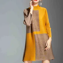 Плюс размеры футболка для женщин осень зима контрастного цвета Половина с высоким воротом и длинным рукавом стрейч Miyake плиссированные Длинная Футболка