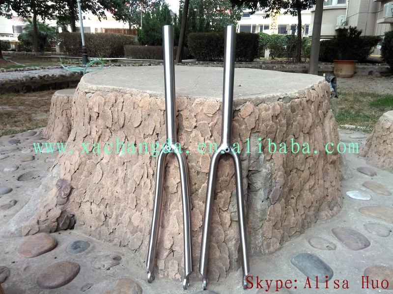 

titanium road bicycle fork 700C titanium cyclocross fork 700C titanium touring bicycle fork 700C