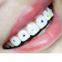 100 Pcs Dental Material Diamond Bur Teeth Whitening Studs Denture Acrylic Tooth Crystal Ornament Tooth Decoration 2.5mm