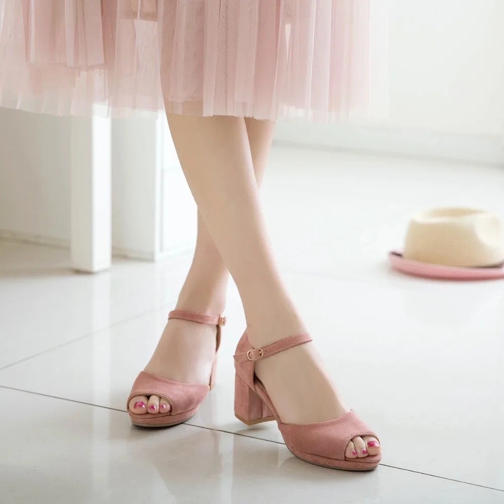 8U6A8402-