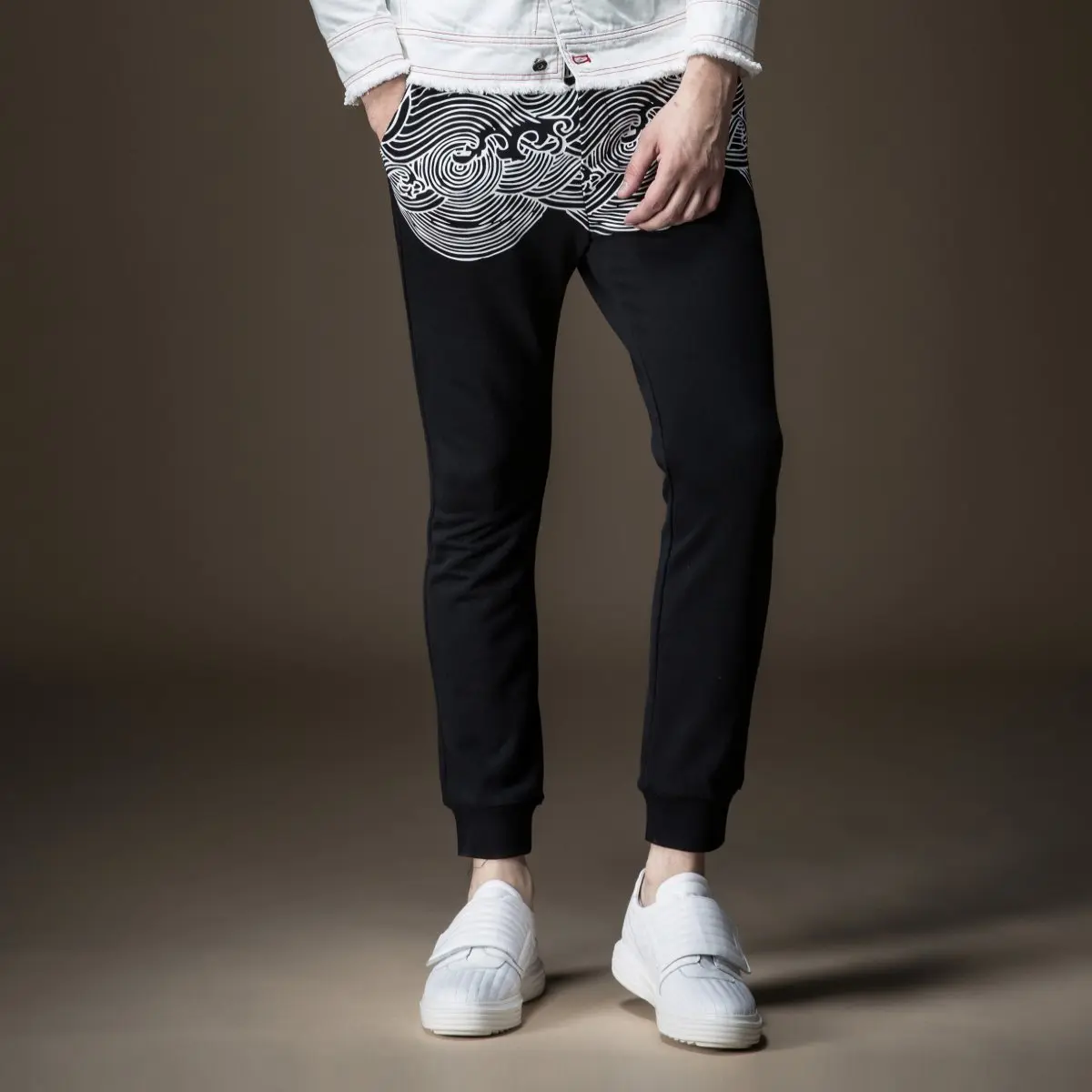 2019 jogginghose Pinli Produkt Hergestellt Männliche Kleidung Fußabdrücke Der Neue Fonds Von Herbst Blume Fuß Männer Freizeit Hosen B183317320