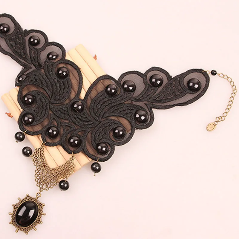 3680181175_789301360