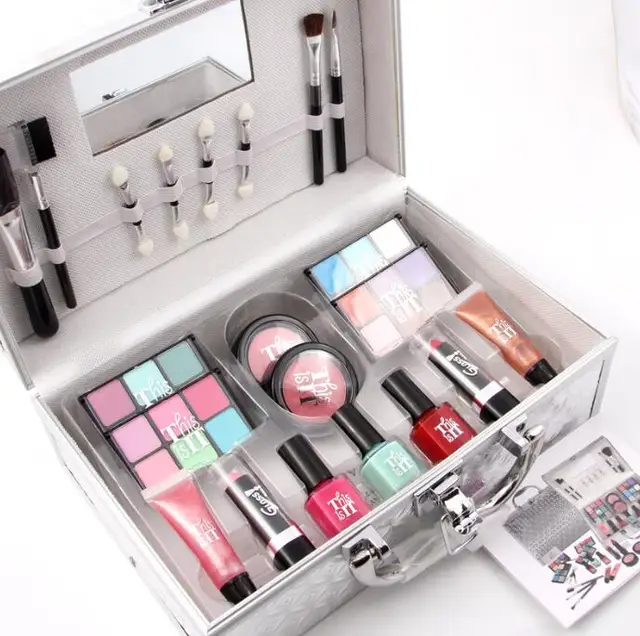 Buy Miss Rose Makeup Set Box Nail Polish + Matte
