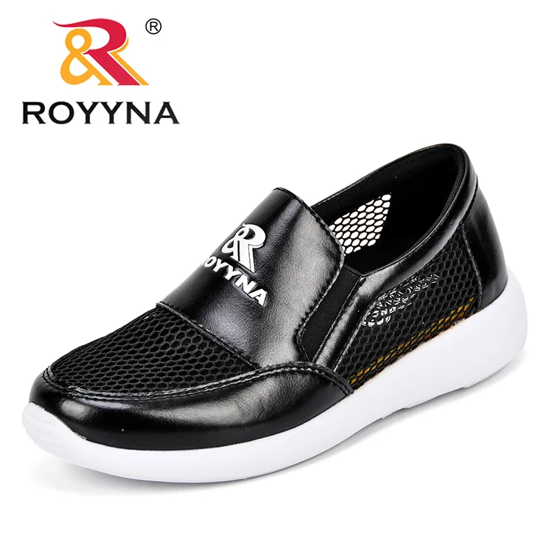 

ROYYNA 2018 Breathable Mesh Women Casual Shoes Vulcanize Female Fashion Sneakers Slip-On Feminimo Breathable Light Loafers