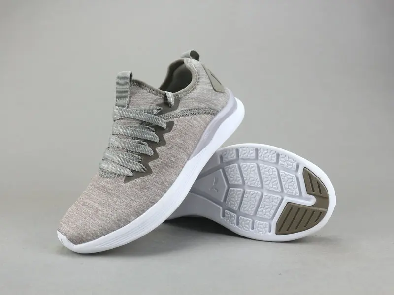 

Original PUMA New Arrival prevail sports men's shoes Sneakers Badminton Shoes size40-44 Free shipping