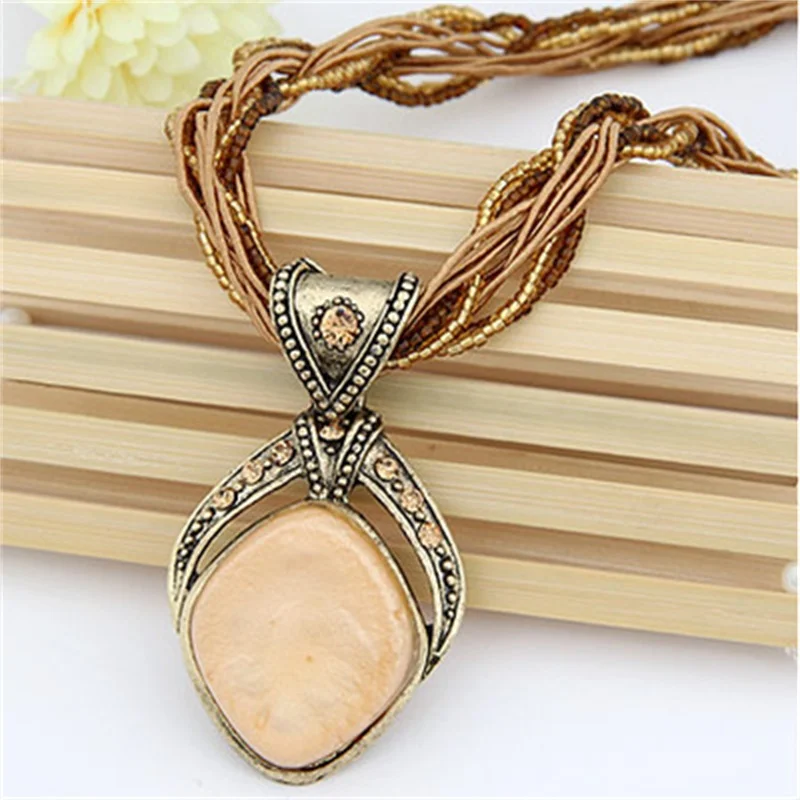 

New Bohemian Pendant Necklace Vintage Rhombus Crystal Pendant Bohemia Style Multilayer Chain Handmade Retro Necklace