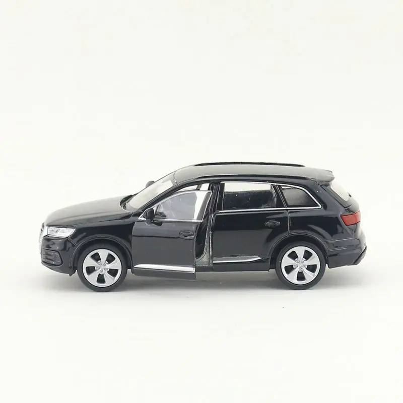 Audi q7 SUV maqueta de coche auto producto con licencia escala 1:34-1:39 