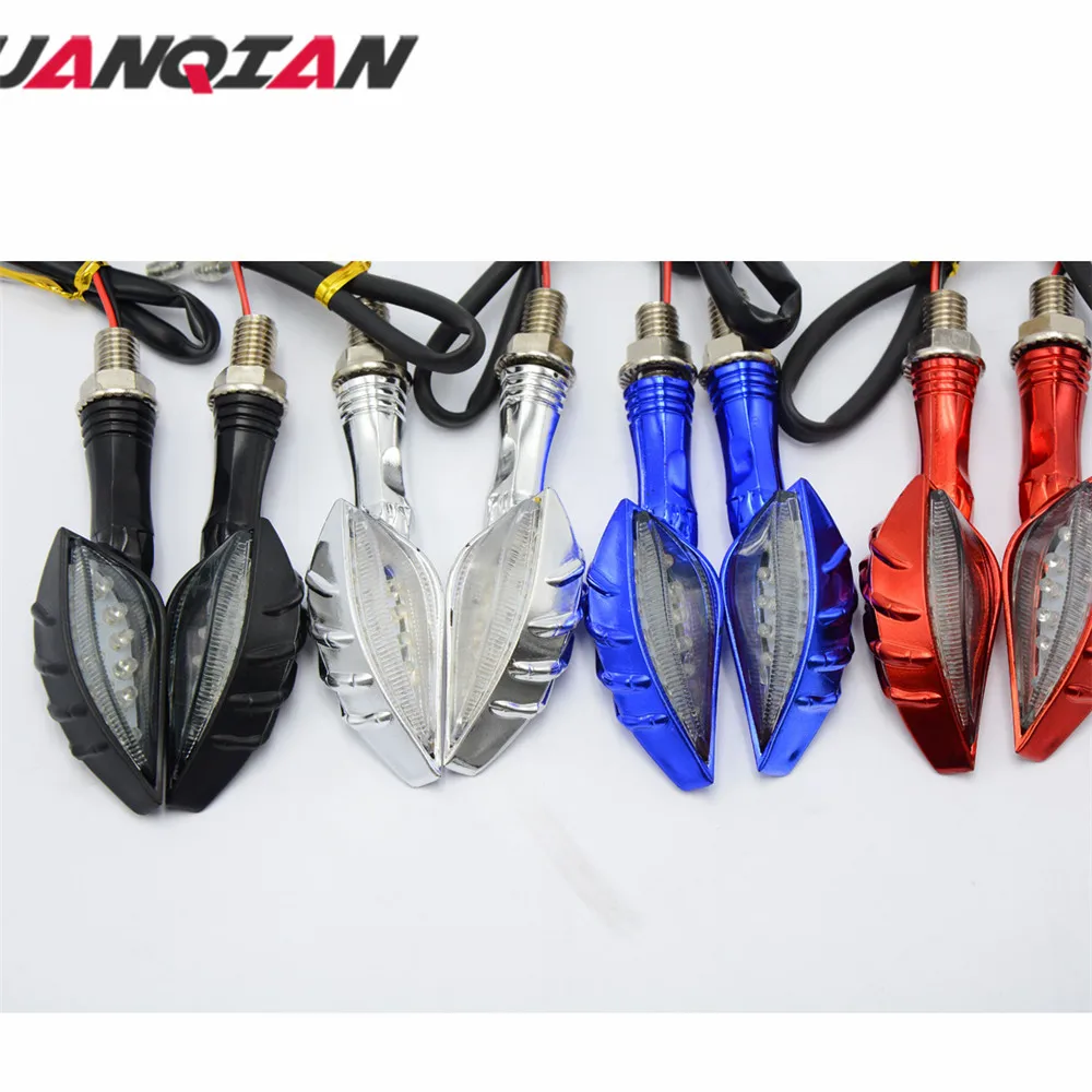 

Motorcycle Skull Indicators Lights Carbon Turn Signal Amber Blinker LED Light Universal cafe racer motocicleta Moto Blinker Lamp