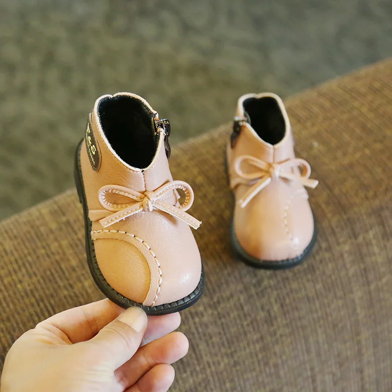 Новые зимние ботинки для маленьких девочек, детские зимние ботинки, обувь для малышей, мягкая теплая подкладка из флиса - Цвет: Розовый