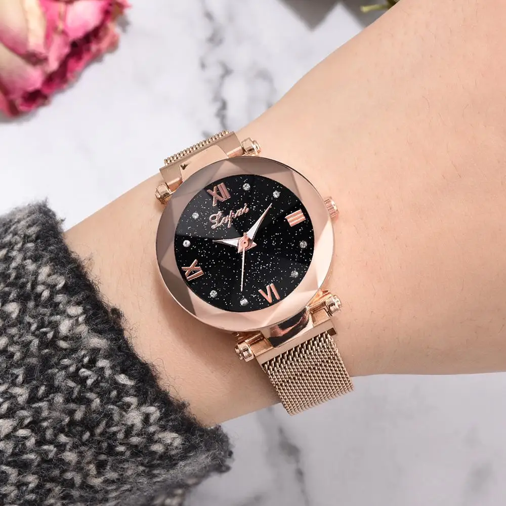 

Elegant Women Quartz Watch Alloy Lady Bracelet Watch Dial Quartz Casual Wrist Watch Gifts 2019