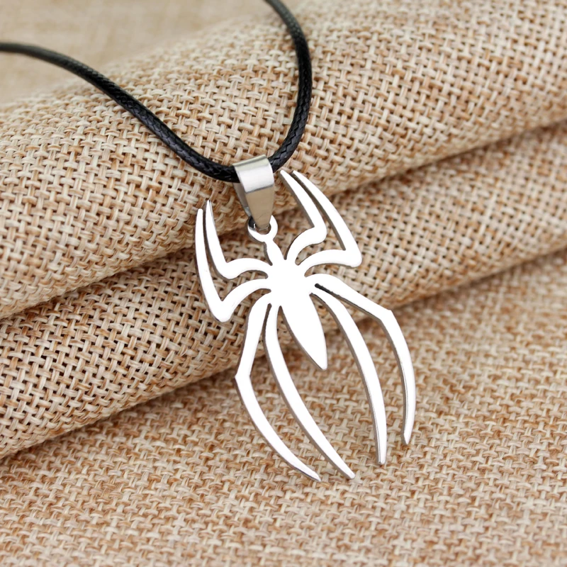

MQCHUN Jewelry Movie Marvel DC Comics Superhero Spiderman Pendant Necklace Spider Man Men Boy Cosplay Christmas Gift Accessories