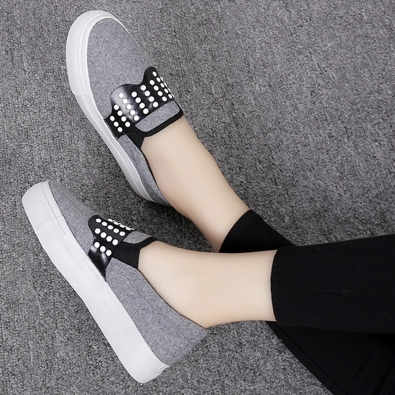 

HEE GRAND 2019 New Spring Women Platform Flats Slip On Loafers Round Toe Creepers Solid Ladies Comfort Casual Shoes XWD7493