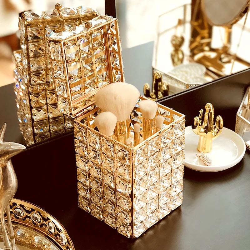 

Fashion Golden Crystal Dressing Table Makeup Brush Organizer Pen Holder With Lid Eyebrow Pencil Square Storage Box Holder