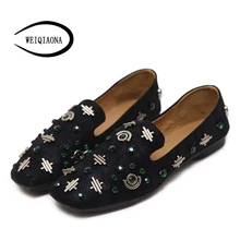WEIQIAONA Новая модная повседневная обувь на плоской подошве стразы из металла обувь с заклепками Мокасины Обувь Four Seasons Для женщин обувь на плоской подошве