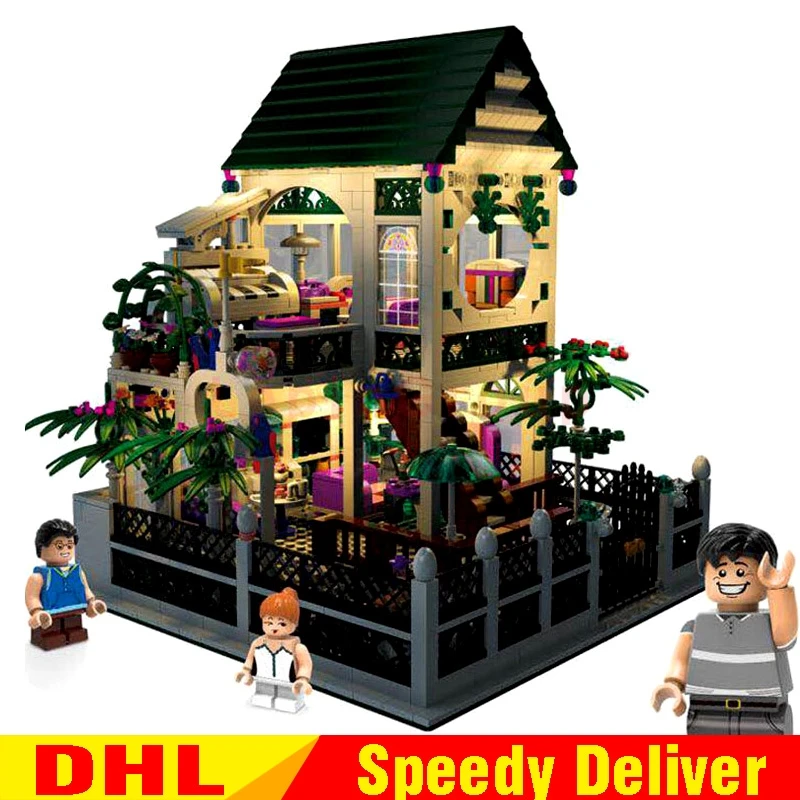 

XingBao 01202 Romantic Heart with Light USB Building Block Bricks Educational DIY legings Toys as Valentine's Day present Lepin