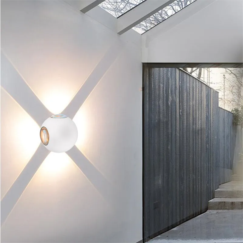 WALL  LAMP