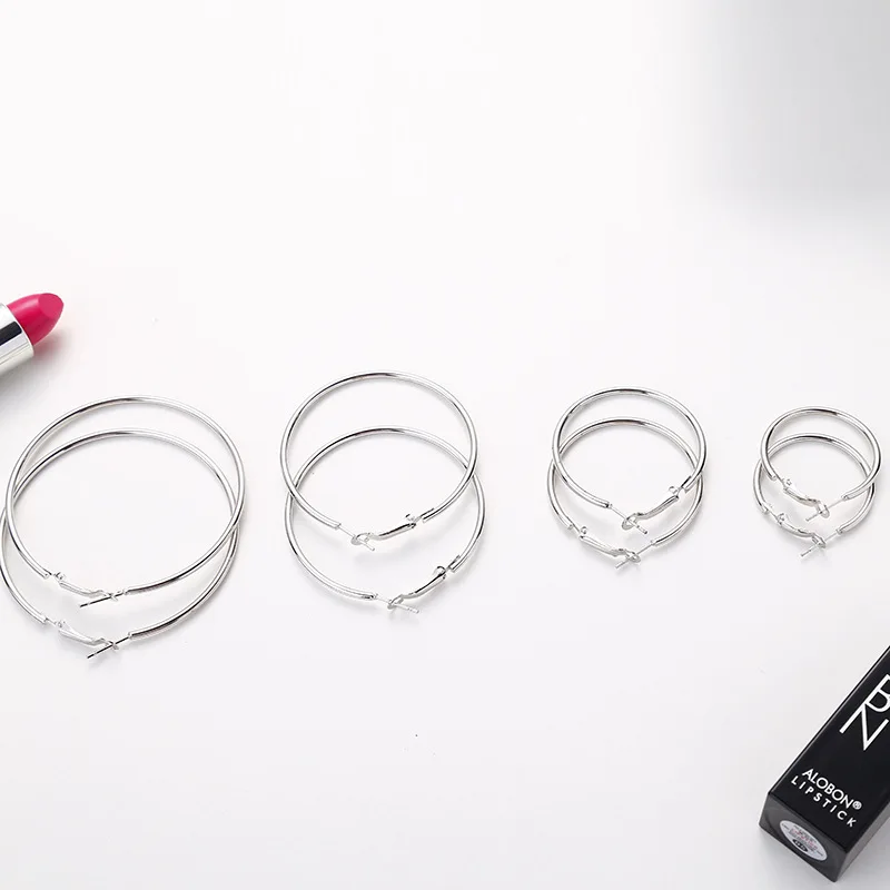 

Personality Geometric Stud EarringRectangle Popular Ladies Wild ShinyTemperament Metal Simple Big Circle Geometric Earring 2019