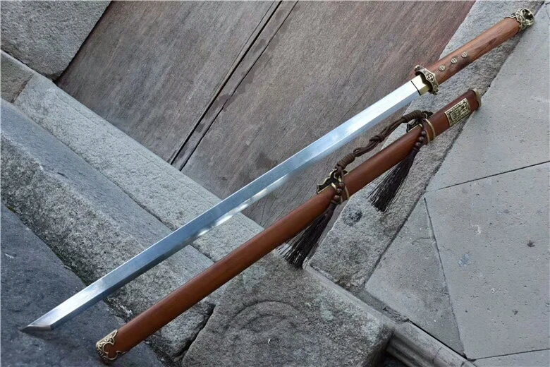 High Quality Handmade Chinese Wushu Sword Sharp Folded Damascus Steel