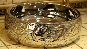 Ceramic sanitary ware. Art stage basin.. Gold. Silver. Lotus