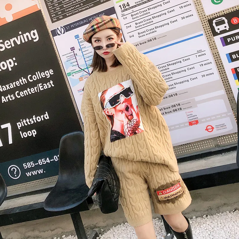 

2019 Spring Sweet Style Girl Appliques Knitting Set Women Casual Shorts and Sweater