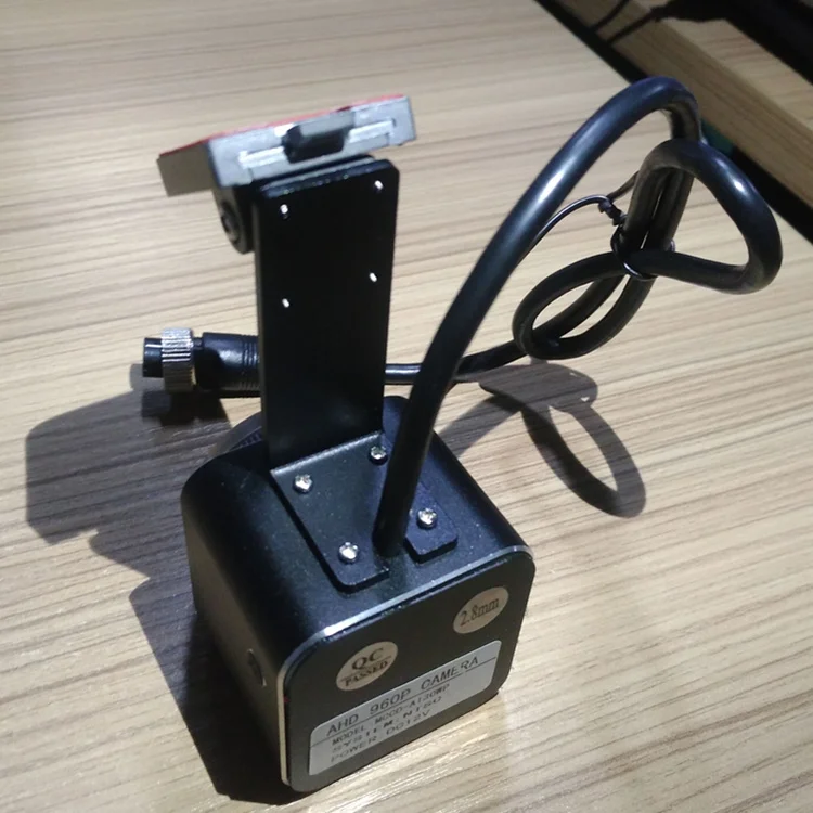AP833C319