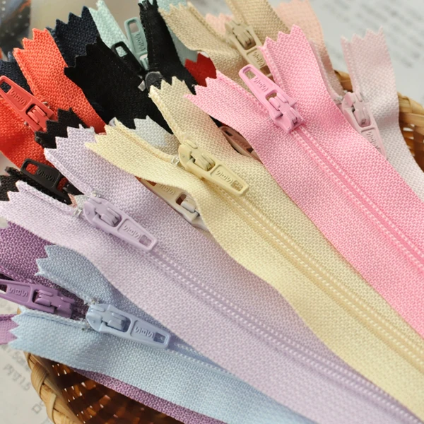 High quality Nylon Zipper No. 3rd closed bag pants ZipperZippers