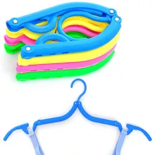 2-017 New Fashion Stainless Steel Folding Rack Portable Coat Hanger Travel Folding Easy Carring Clothing Rack Eco-Friendly Rack